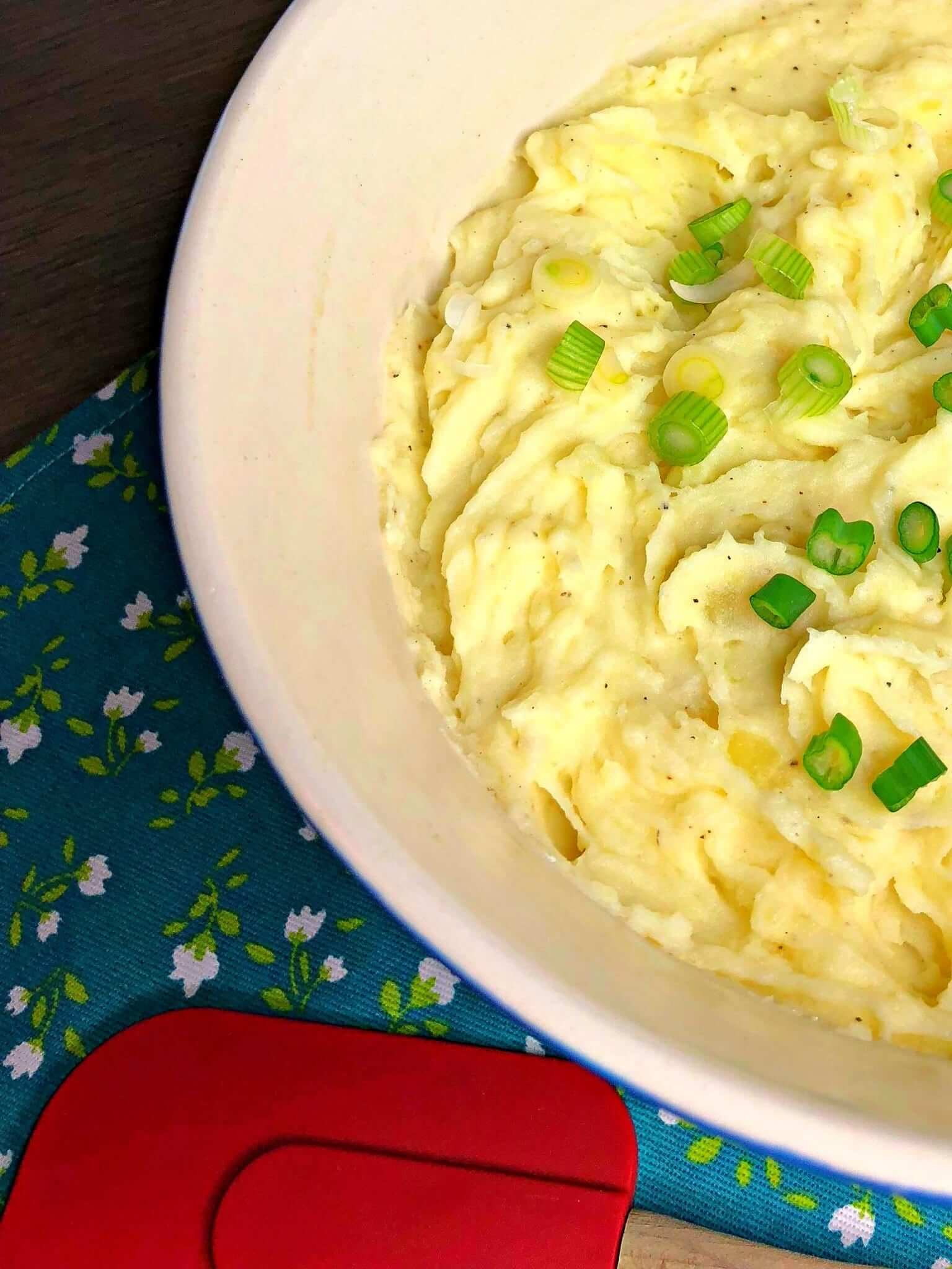 Lean Garlic Mashed Potatoes - Lou Lou Girls