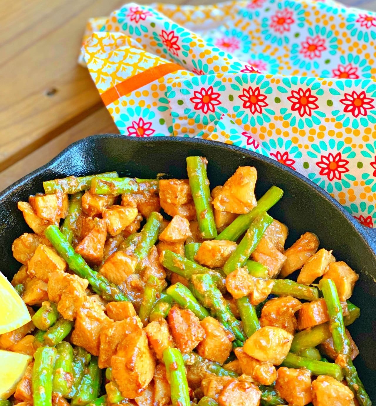 Easy Chicken And Asparagus Skillet - Lou Lou Girls