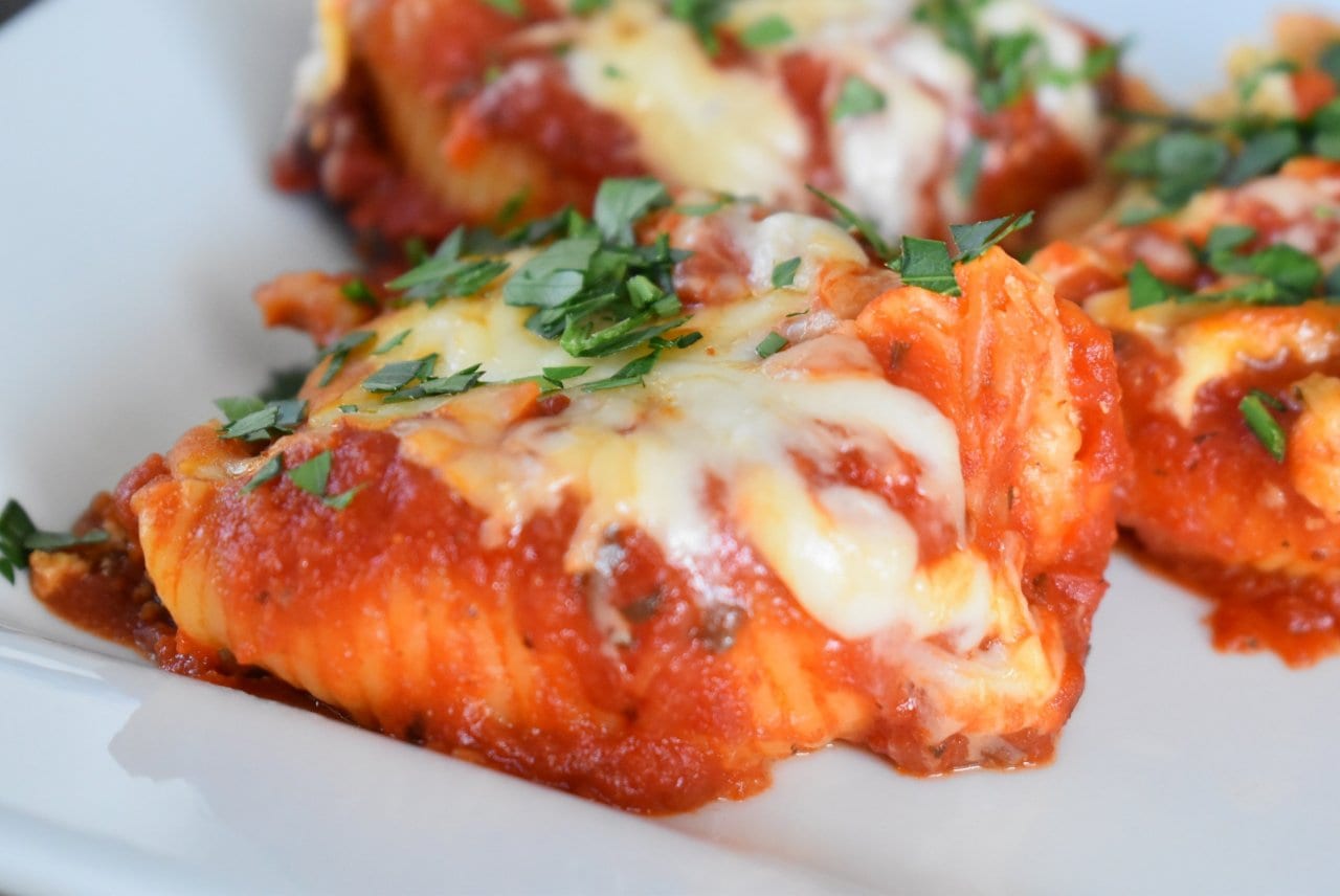 Crockpot Stuffed Shells - Lou Lou Girls