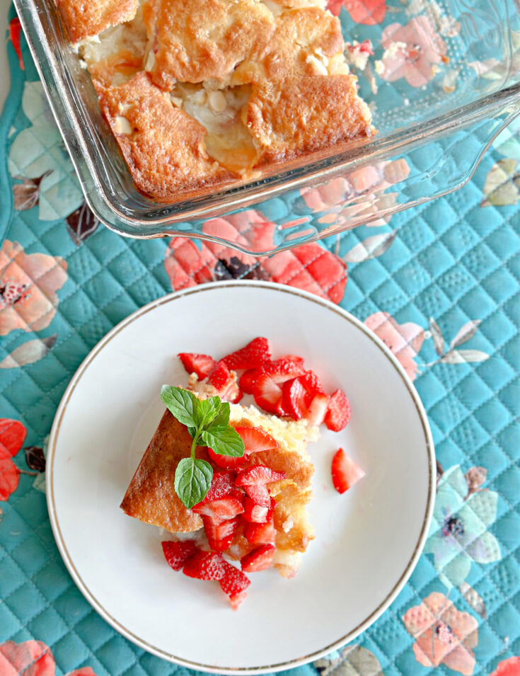 Strawberry Earthquake Cake