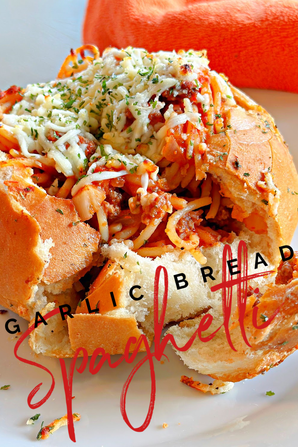 Spaghetti Garlic Bread #spaghetti #pasta #garlicbread #dinner #recipe #familydinner #beef